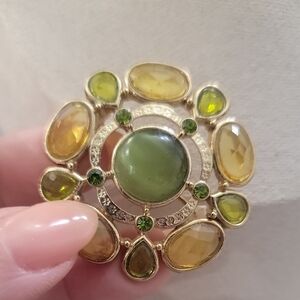 Vintage Green Rhinestone & Gold Tone BROOCH
